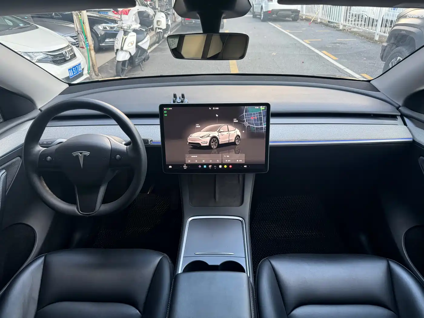 Фото 7 - Tesla Model Y