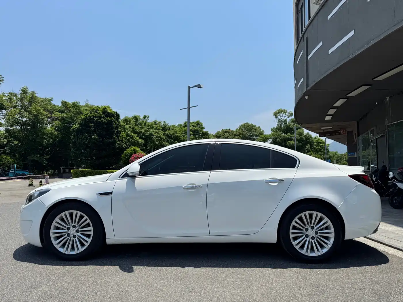 Buick Regal 2014 GS 2.0T Passion Sport Edition фото 5