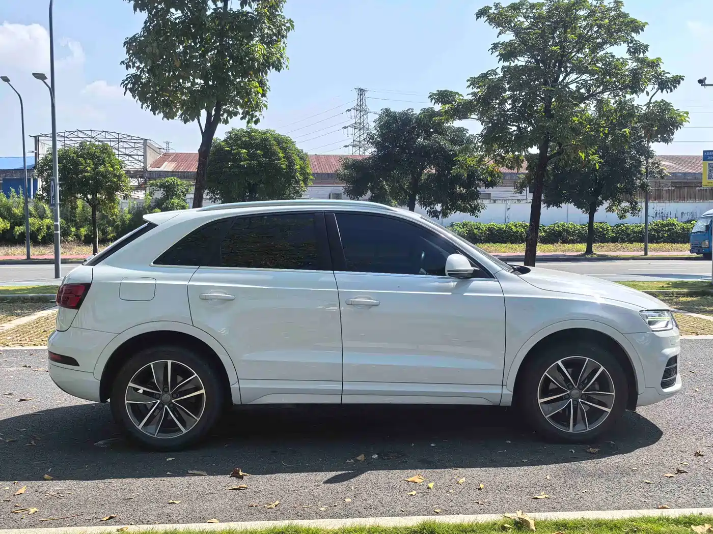 Фото 5 - Audi Q3