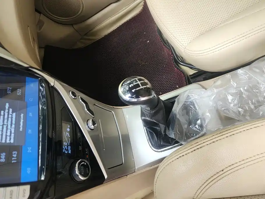 Great Wall C30 2012 2013 1.5L Manual Luxury