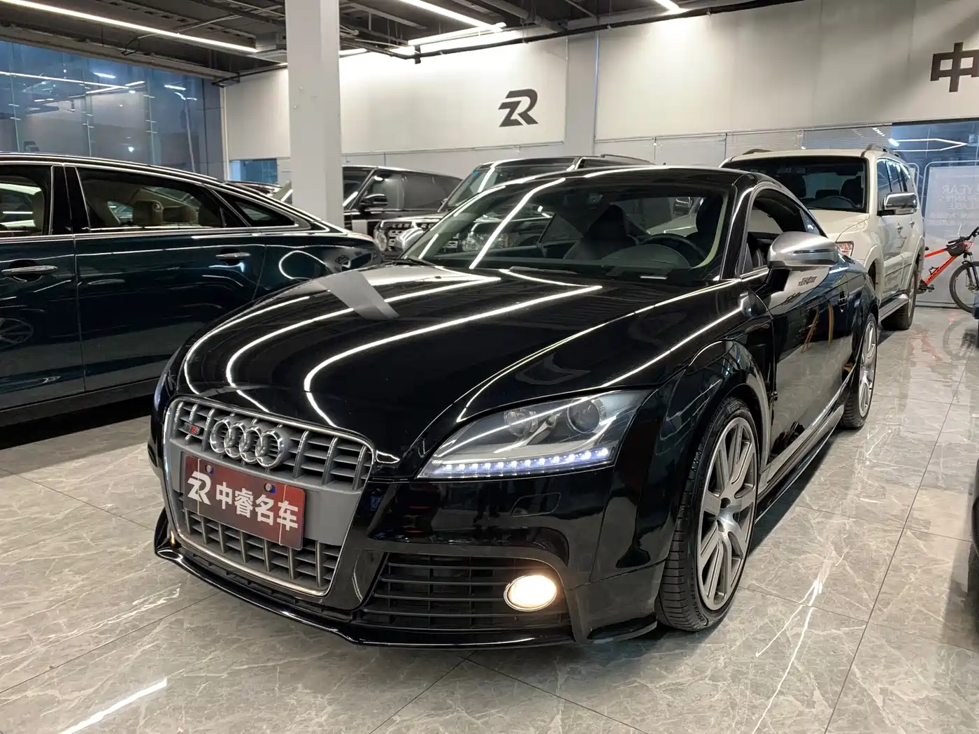 Audi TTS 2011 Model TTS Coupe 2.0TFSI quattro