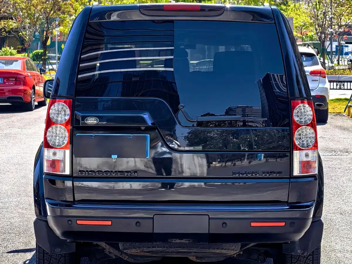 Land Rover Discovery 2011 3.0 SDV6 HSE Diesel фото 5