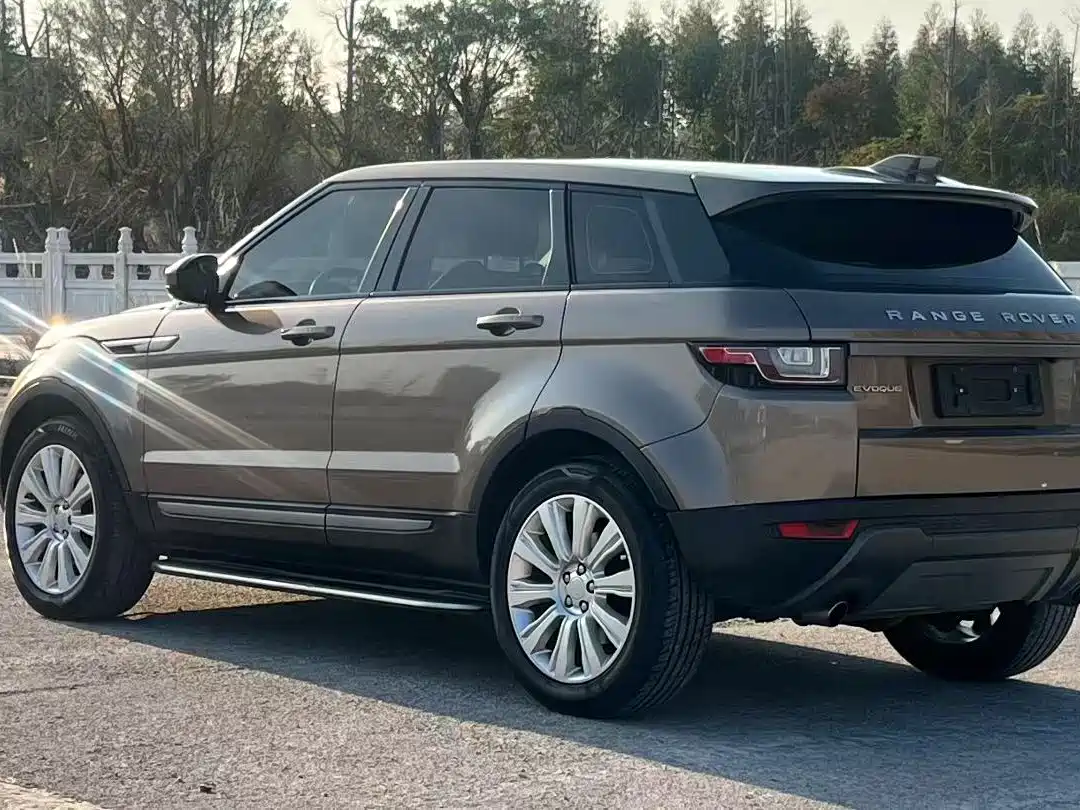 Land Rover Range Rover Evoque 2018 240PS SE Smart Edition фото 6