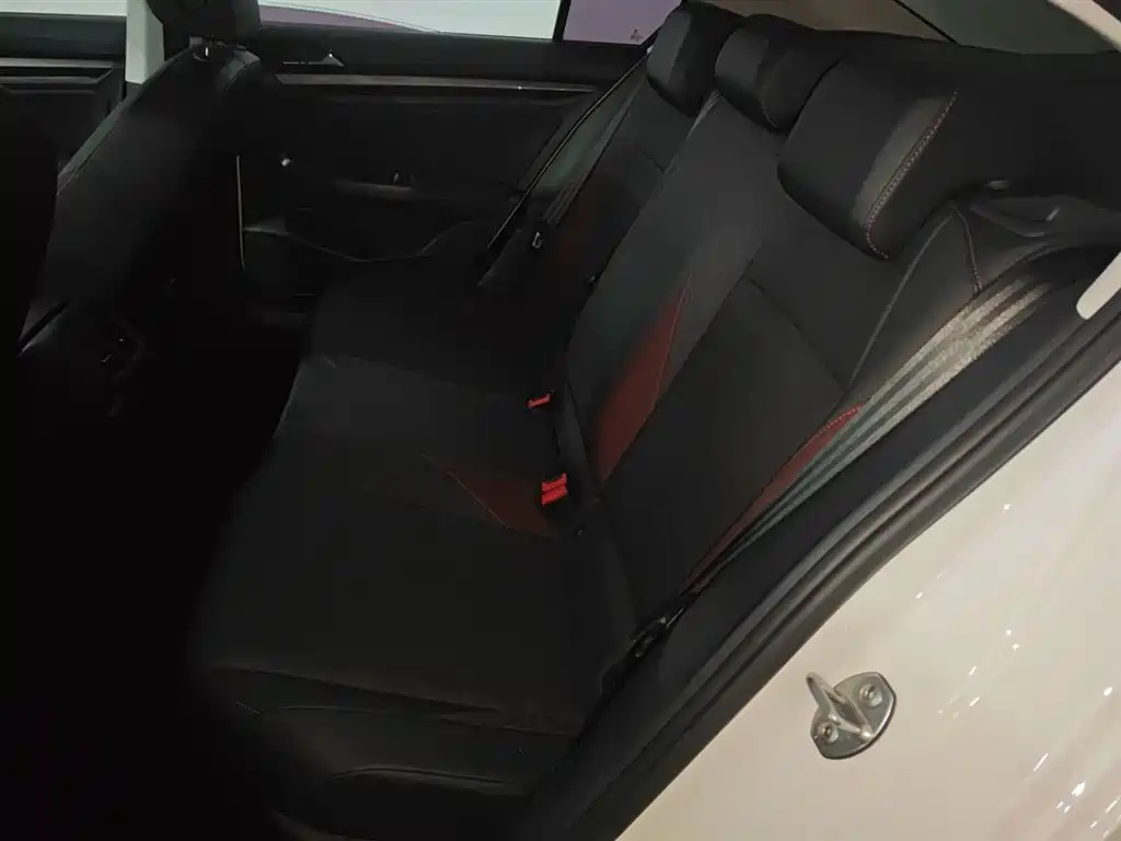 Volkswagen Bora 2020 1.5L Automatic Elite фото 13