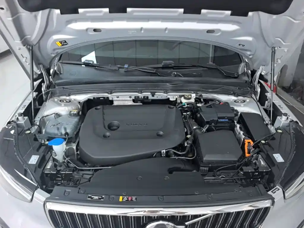 Volvo XC40 2024 2024 B3 Smart Elite Luxury Edition