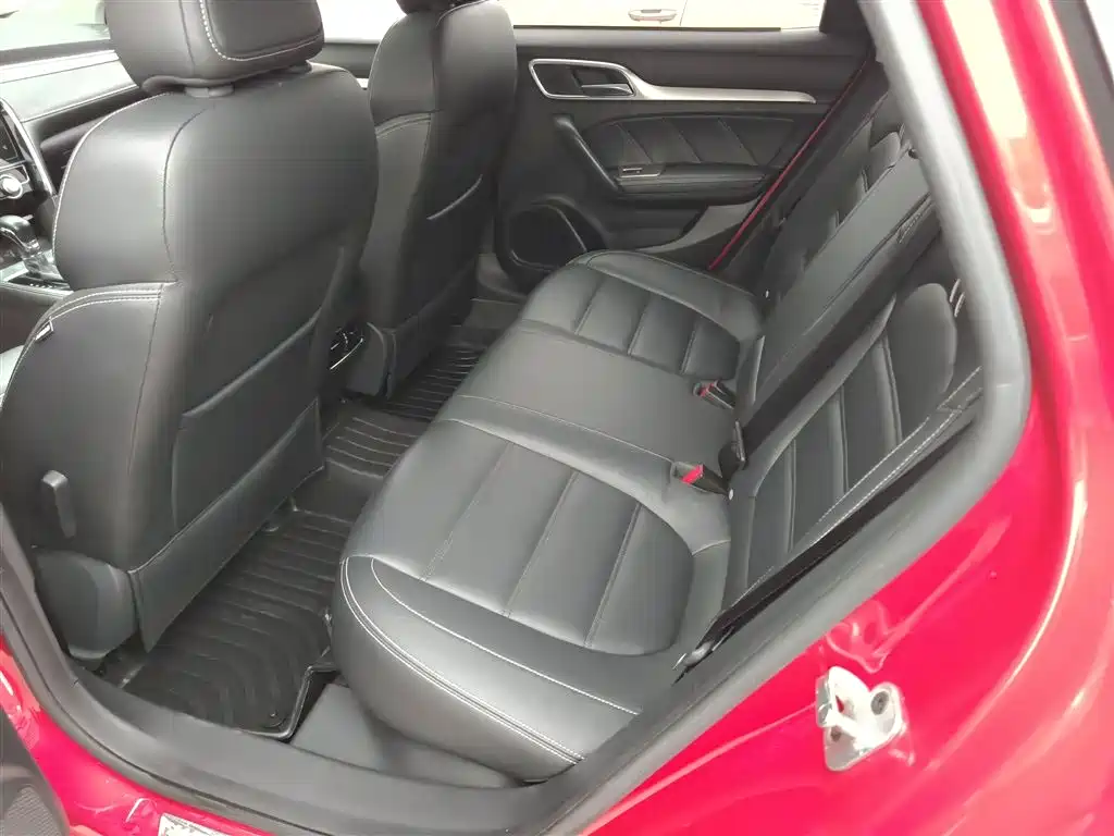 MG MG6 2018 2017 20T Automatic Luxury Smart Connect Version (China V)