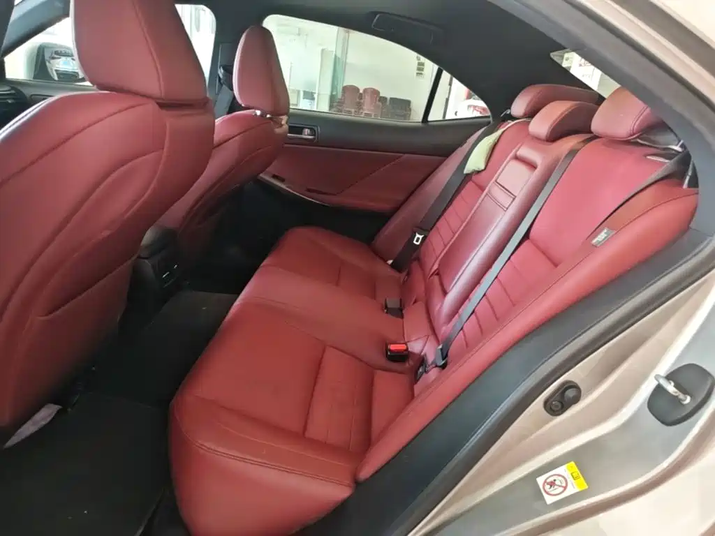 Lexus IS 2018 2017 300 F SPORT