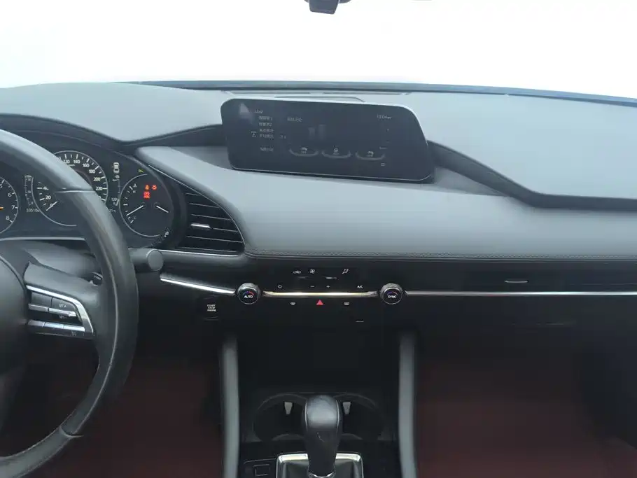 Mazda Mazda 3 2024 2023 2.0L Auto Zhixuan