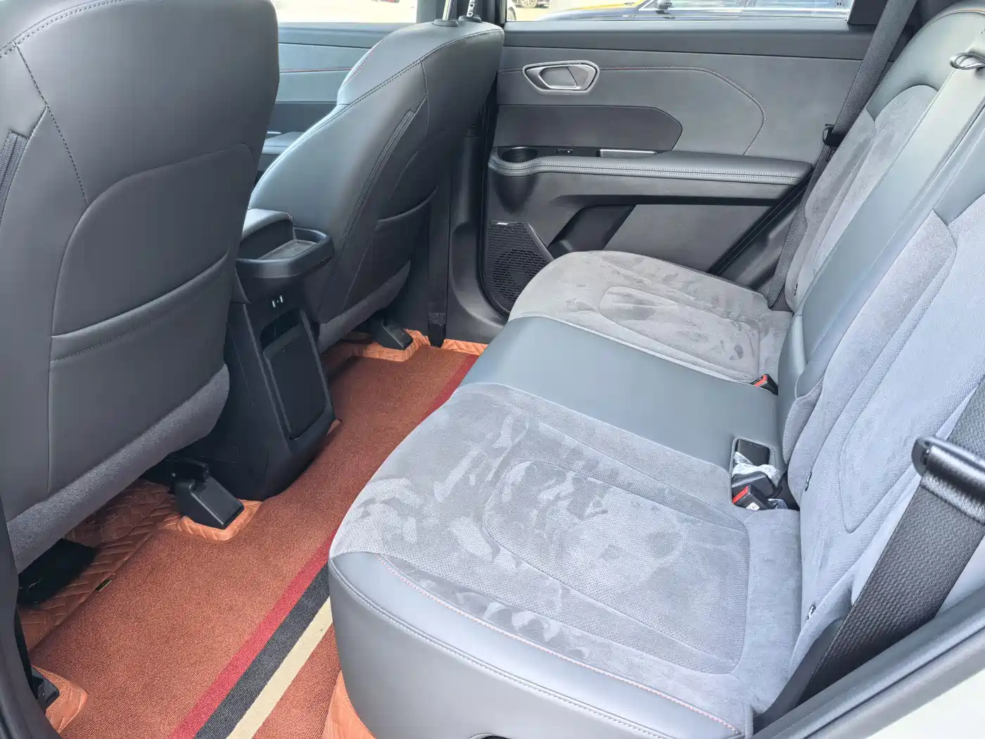 Hyundai ELEXIO 2025 2025 Standard Range RWD