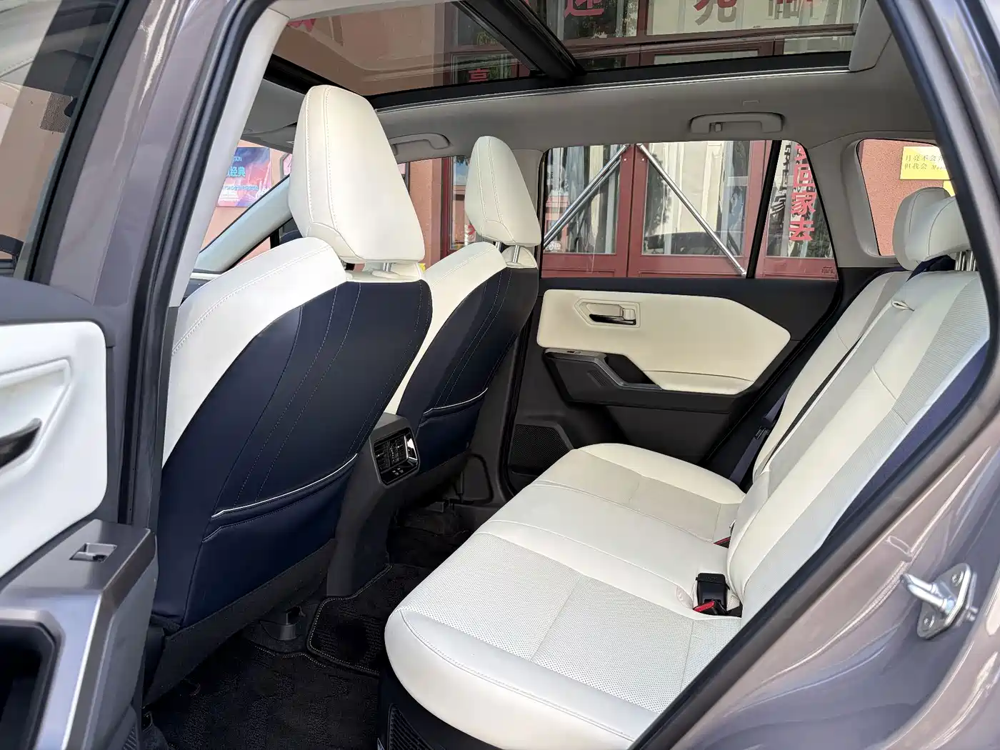 Toyota RAV4 Rongfang 2026 2026 Model Hybrid 2.0L E-CVT 2WD Premium