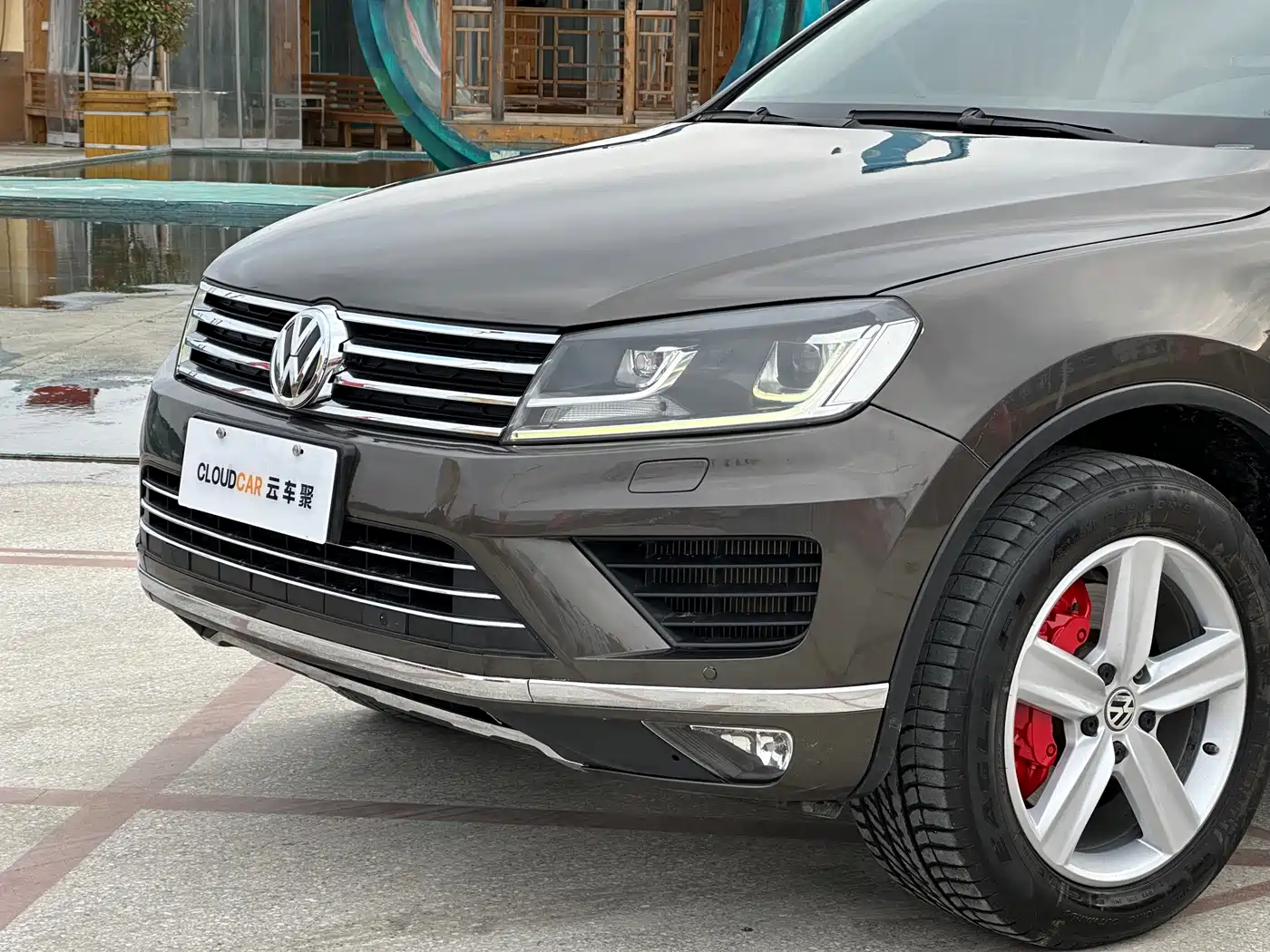 Volkswagen Touareg 2017 3.0TSI Explorer Edition фото 4