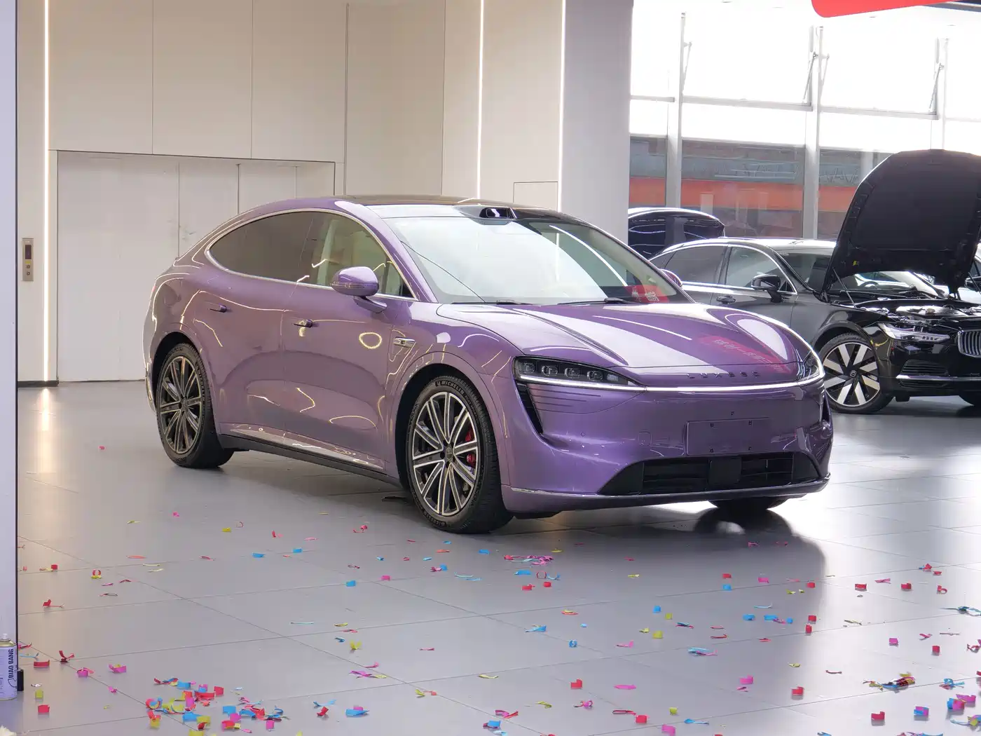 Zhijie Luxeed R7 2025 2025 Extended Range 331km Ultra