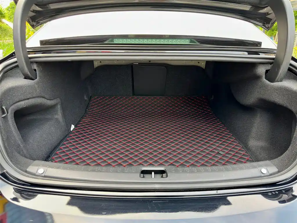 Фото 29 - Volvo S90