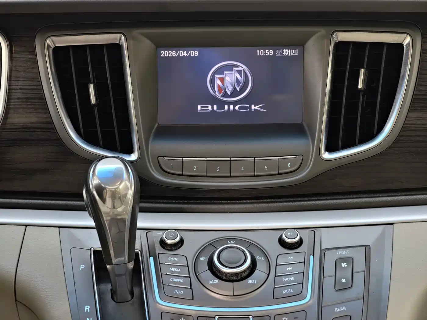 Buick GL8 2014 3.0L XT Luxury Business Flagship фото 40