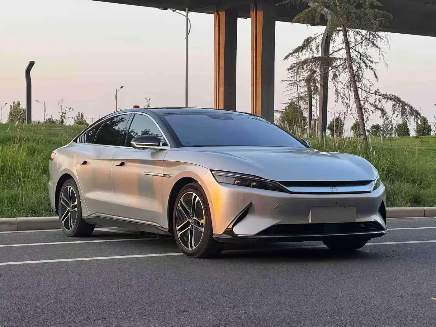 BYD Han 2020 EV Extended Range Premium фото 3