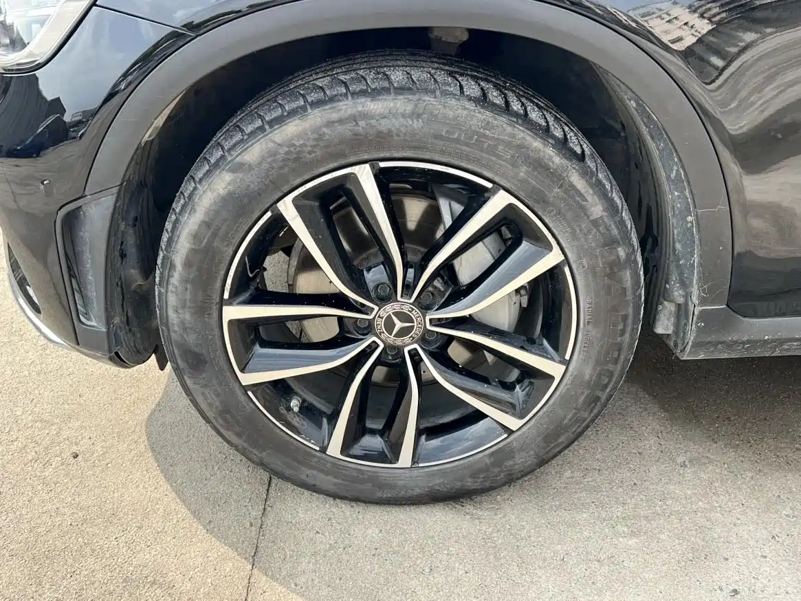 Mercedes-Benz GLC 2022 Model GLC 260 L 4MATIC Luxury Edition фото 18