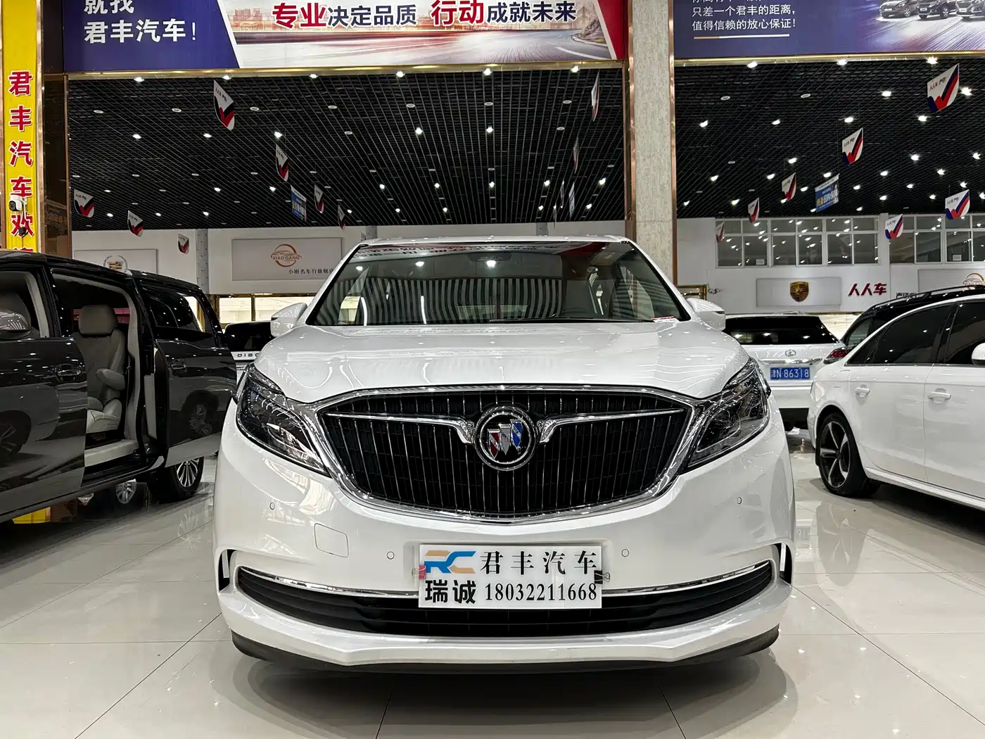 Buick GL8 2017 ES 28T Flagship China V
