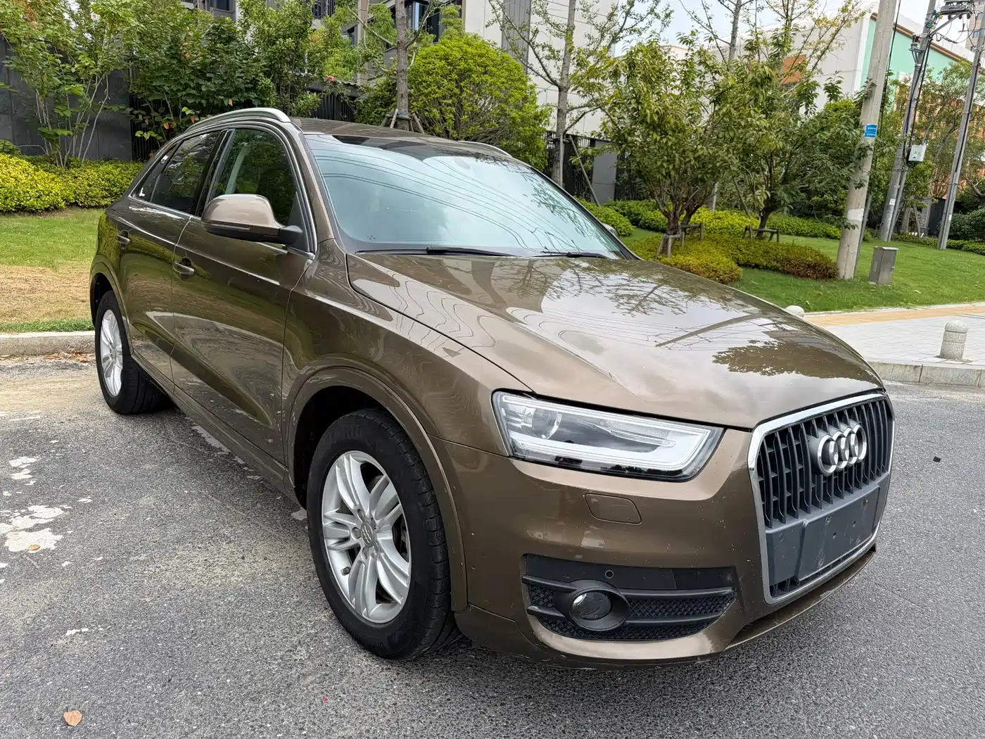 Photo 3 - Audi Q3
