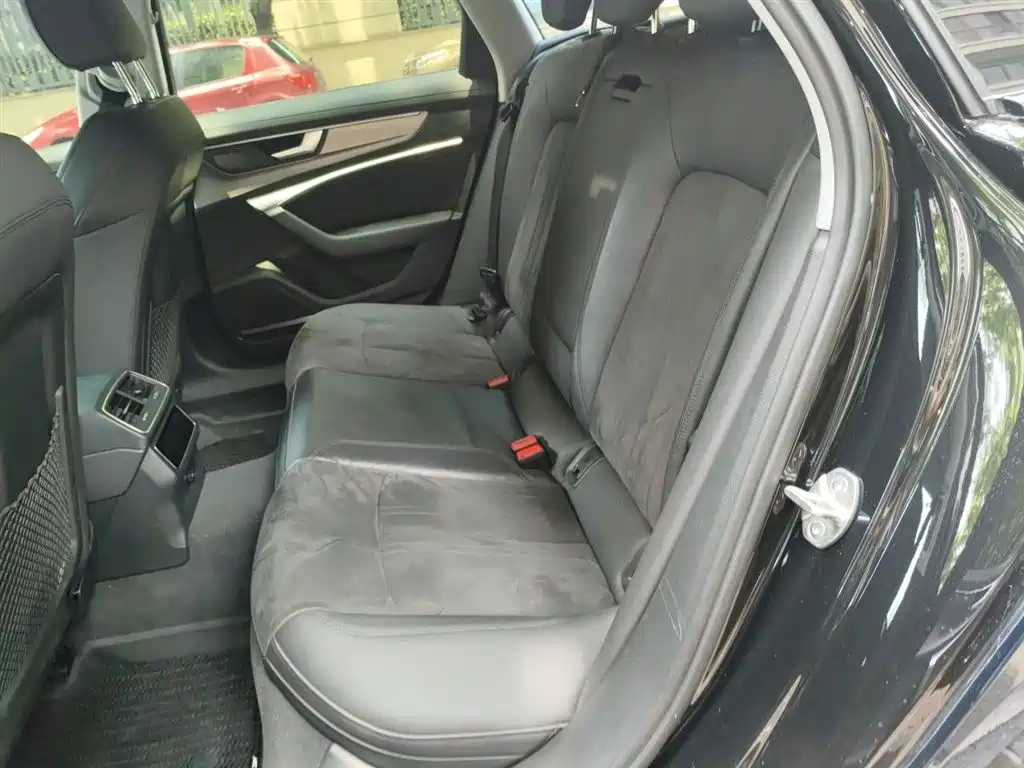 AUDI A6 (IMPORT)