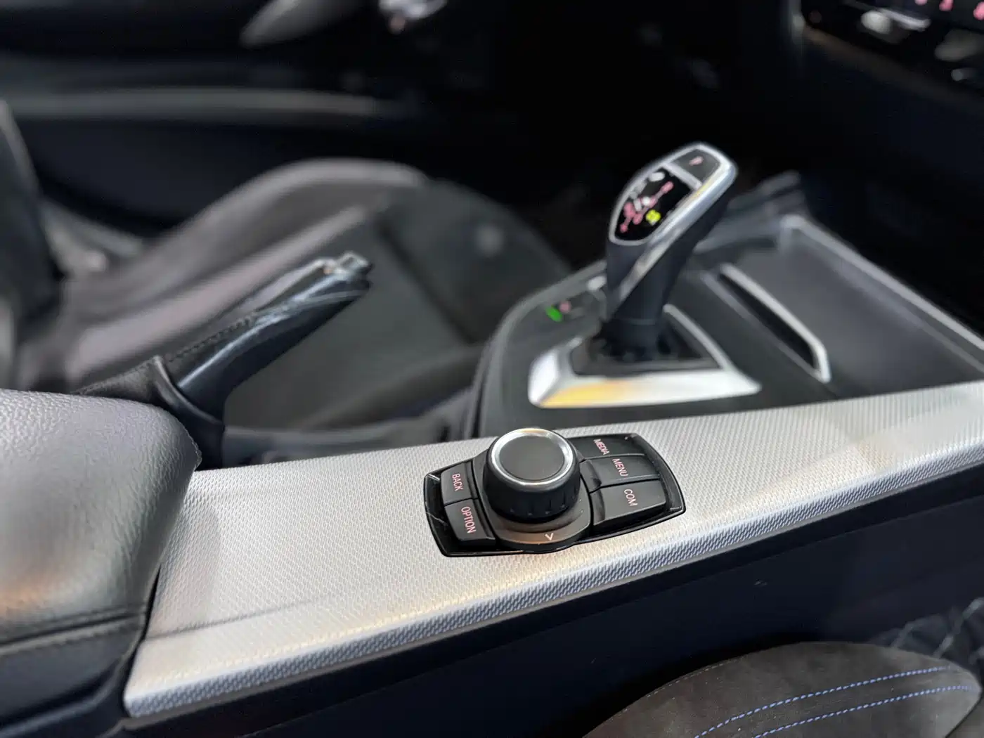 BMW 3 Series 2018 320i M Sport Package фото 33