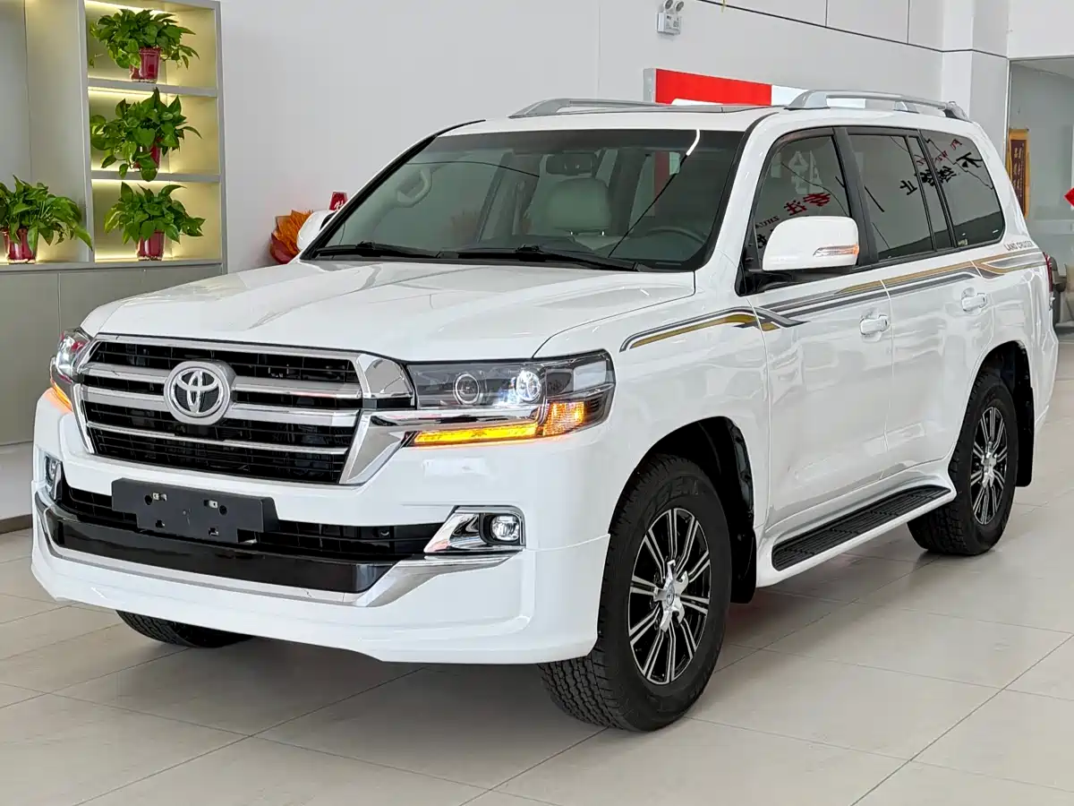 Toyota Land Cruiser 2012 4.0L Automatic VX