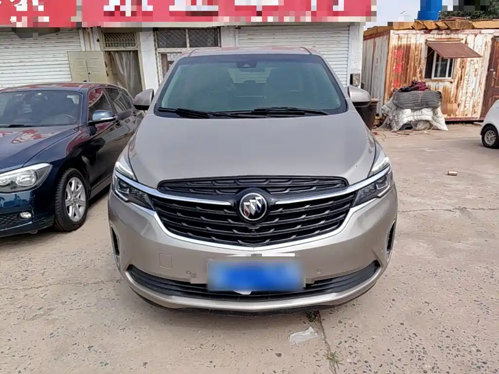 Фото 3 - Buick GL8