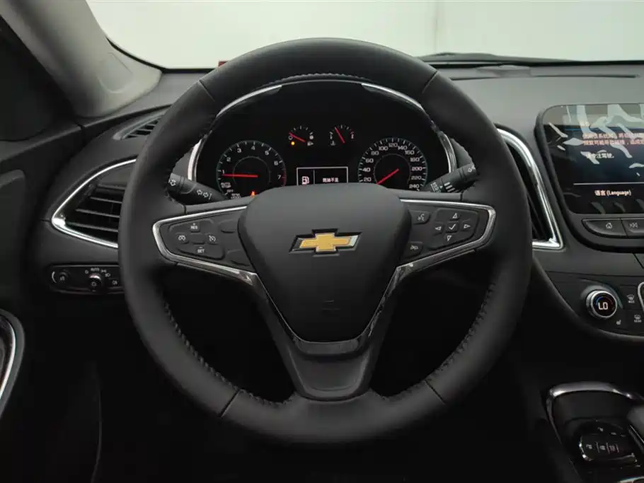 Chevrolet Malibu XL 2023 1.5T RS Edition фото 15