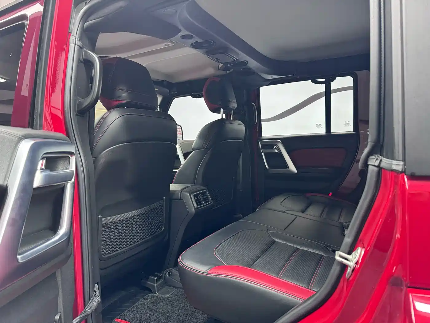 BAIC ORV Beijing Offroad BJ40 2023 2.0T Auto 4WD Urban Hunter Knight Edition фото 14