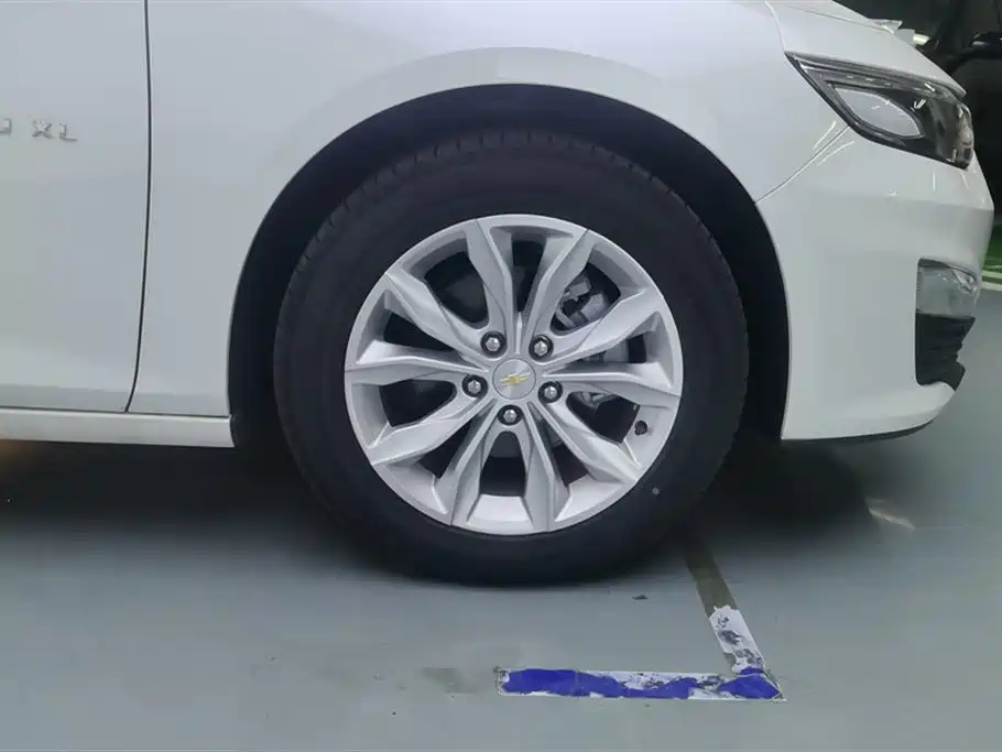Chevrolet Malibu XL 2023 1.5T RS Edition фото 6