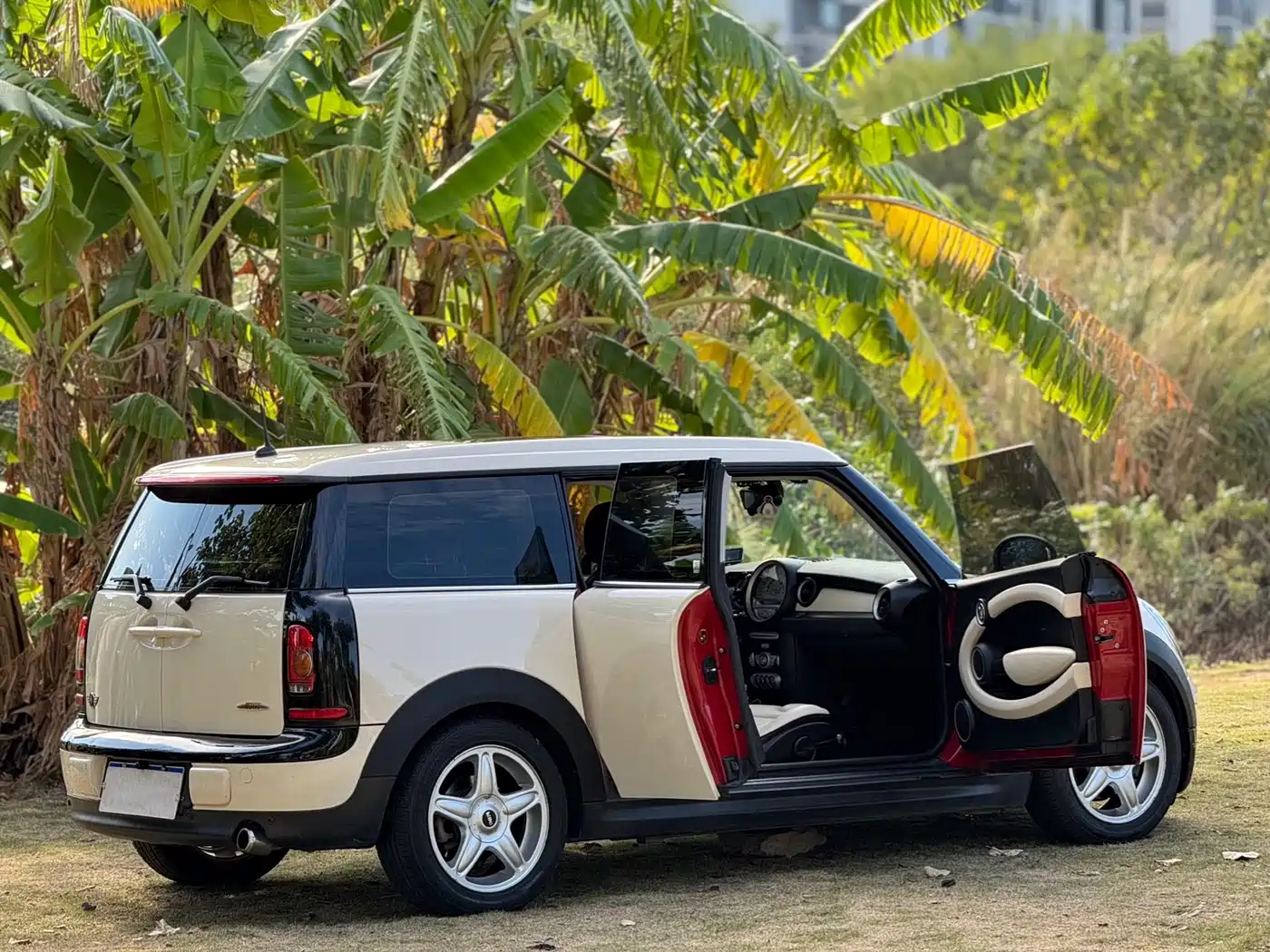 Фото 19 - MINI CLUBMAN