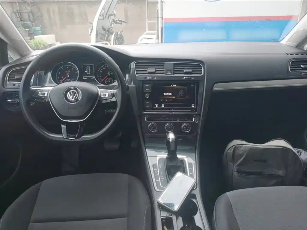 Volkswagen Golf 2019 200TSI DSG Comfort Progressive China VI фото 10