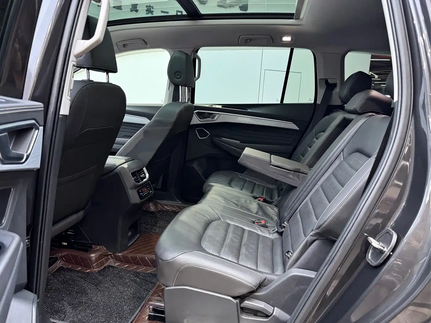 Volkswagen Talagon 2022 380TSI 4WD Luxury Premium Pro Edition 7-Seater фото 10