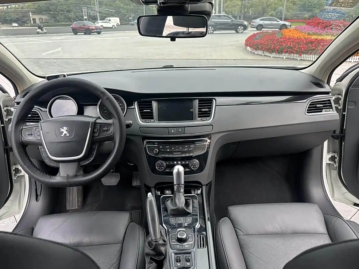 Peugeot 508 2013 2.0L 2nd Anniversary Auto Smart Edition фото 11