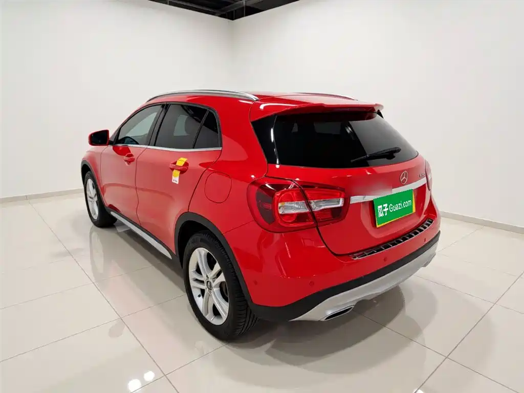 Mercedes-Benz GLA 2016 GLA 200 Fashion фото 23