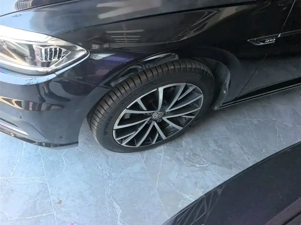 Volkswagen Lavida 2019 280TSI DSG Luxury Edition China VI фото 23