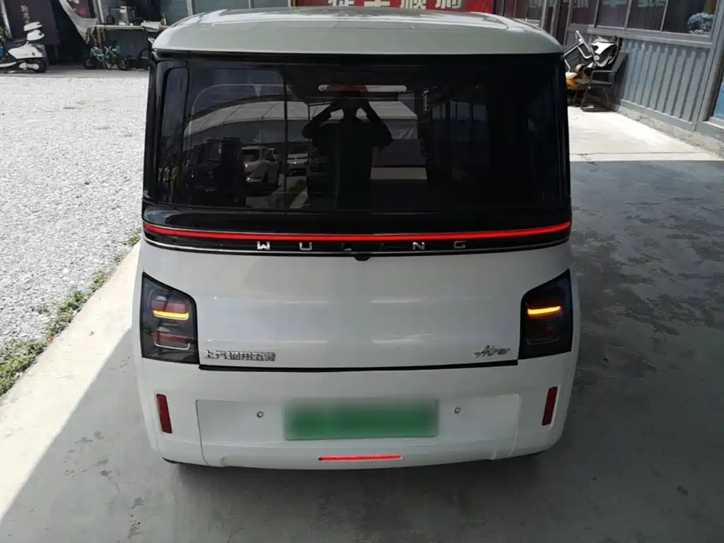 Wuling Motors Wuling Air ev 2023 2023 4-Seat Advanced Edition