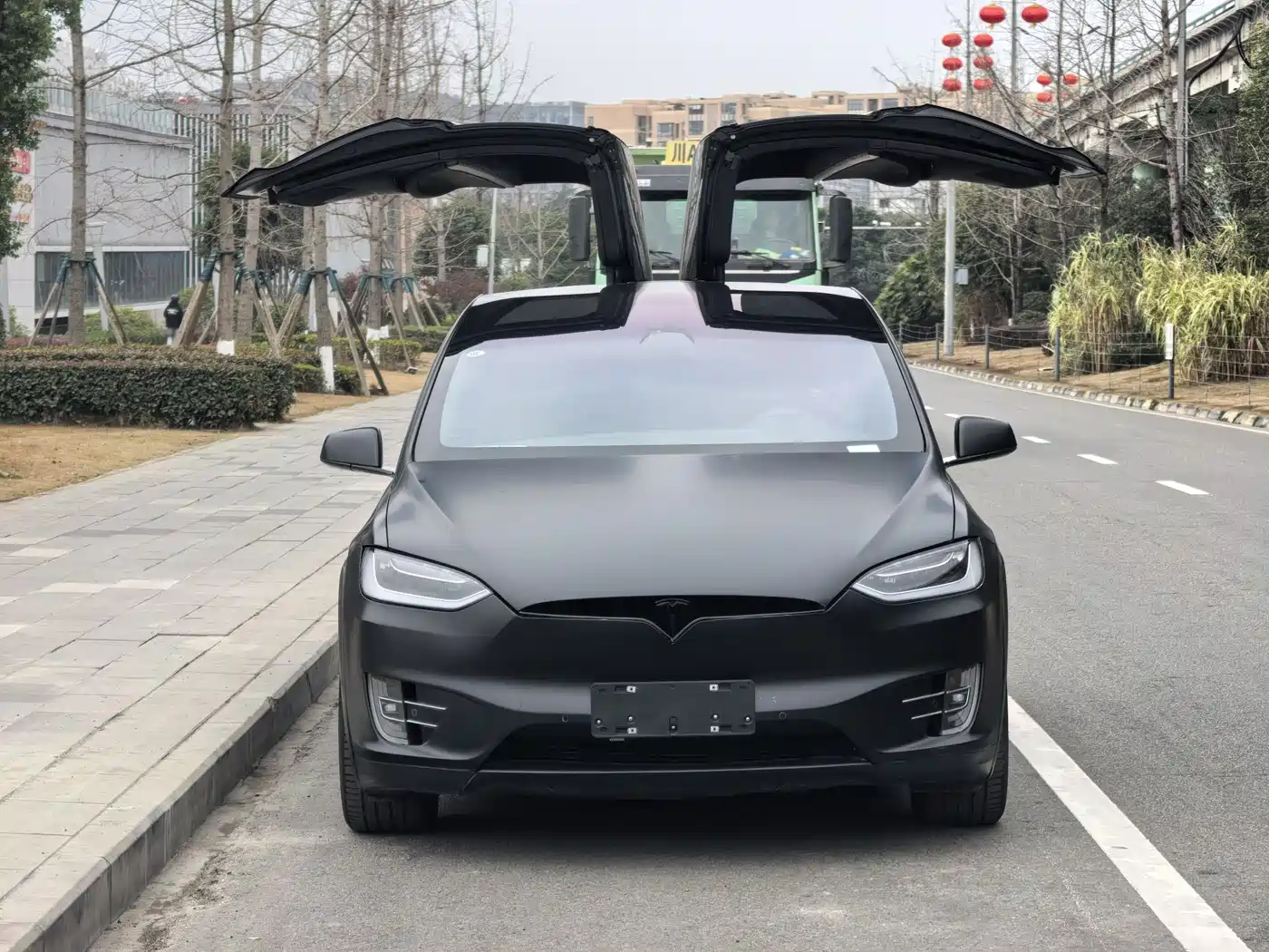 TESLA MODEL X