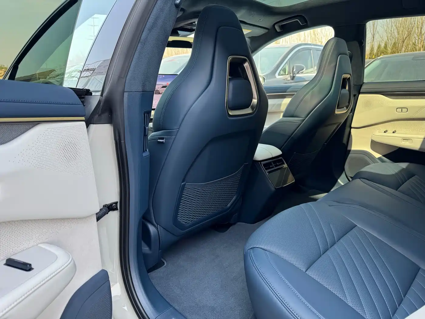 ZEEKR EXTREME KRYPTON 001