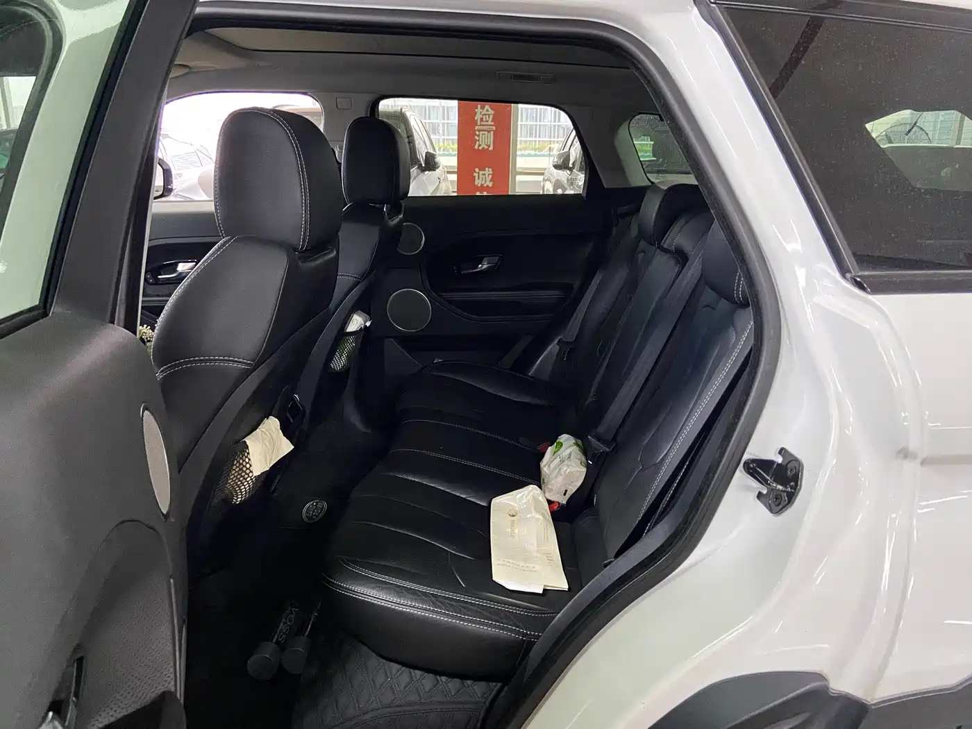 Land Rover Range Rover Evoque (Import) 2013 2013 2.0T 5-door Dynamic Edition