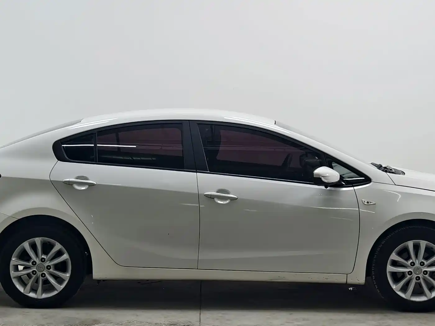 Фото 8 - Kia K3