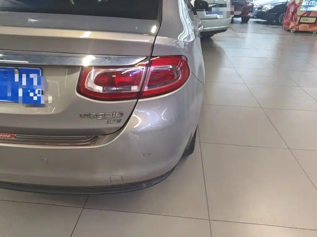 Fiat Viaggio 2015 2012 1.4T Auto Joy Edition