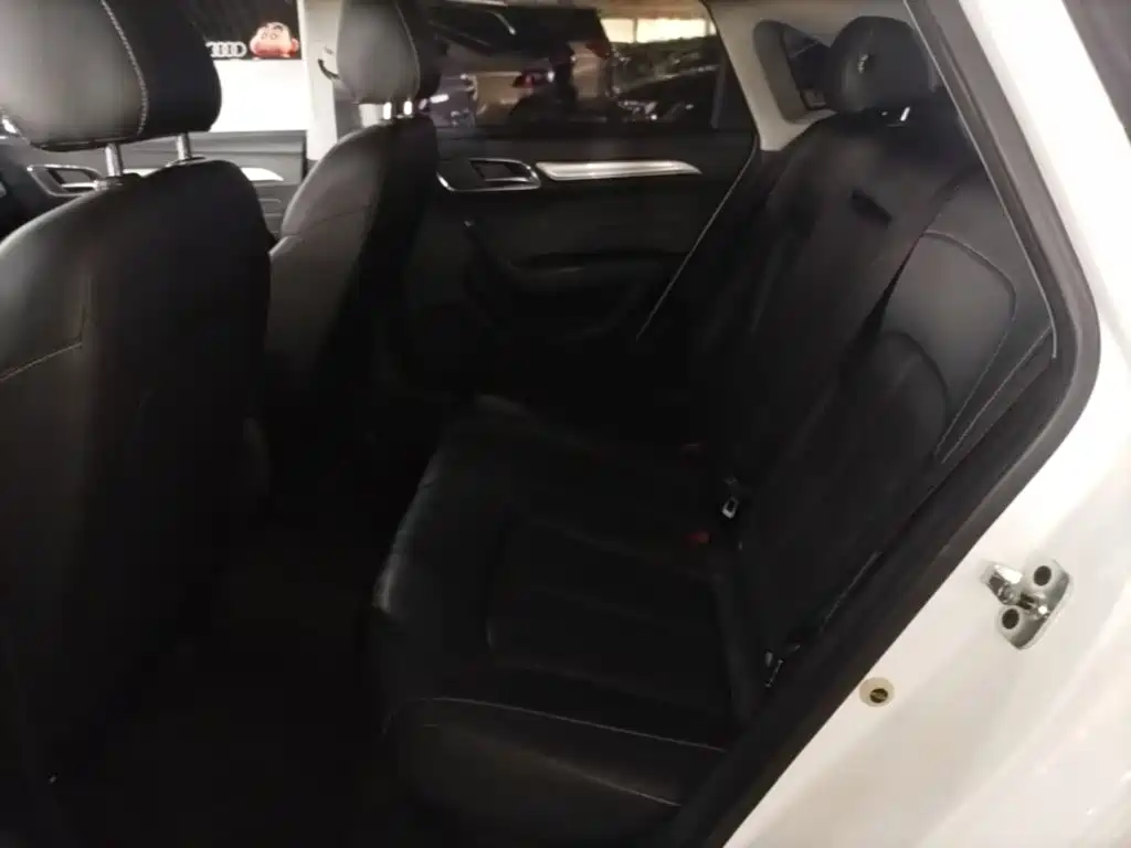 Roewe i6 2019 2020 PLUS 1.6L CVT 4G Connected Glory Flagship Edition