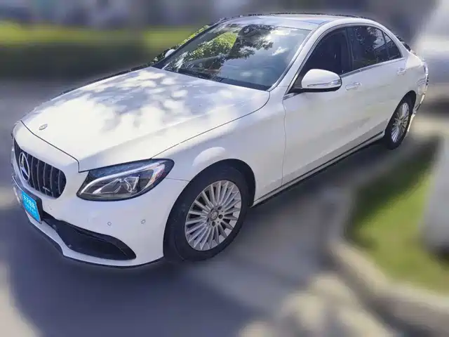 Mercedes-Benz C-Class 2015 C 200 L — фото 1