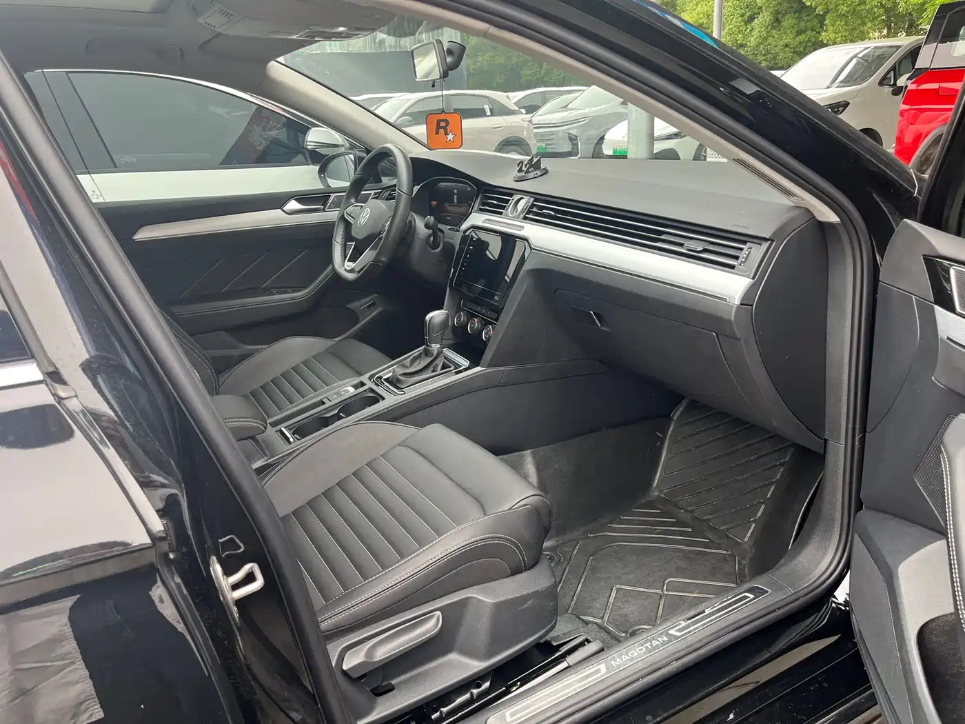 Volkswagen Magotan 2025 Popular Edition 280TSI DSG Comfort фото 13
