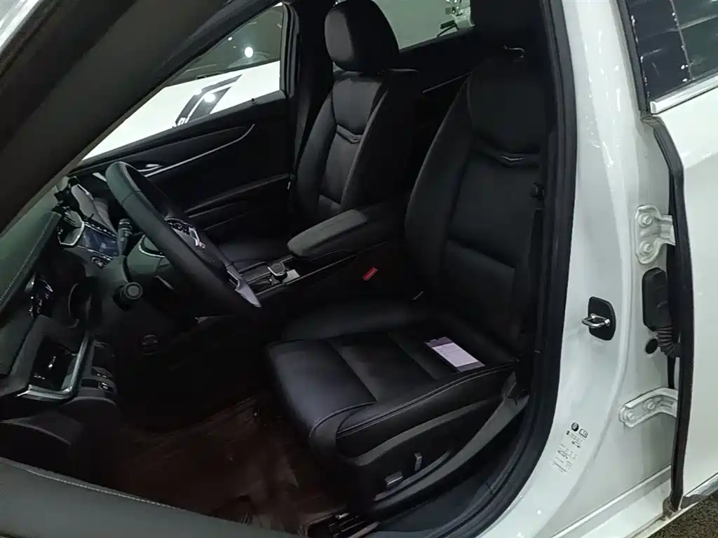 Cadillac XTS 2018 28T Technology фото 7