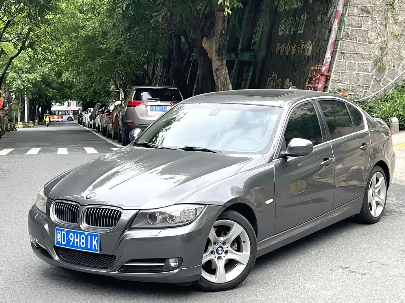 BMW 3 Series 2012 325i Luxury