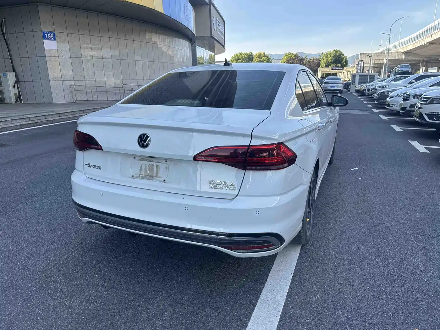 Volkswagen Bora 2023 200TSI DSG Yuexing Edition фото 7