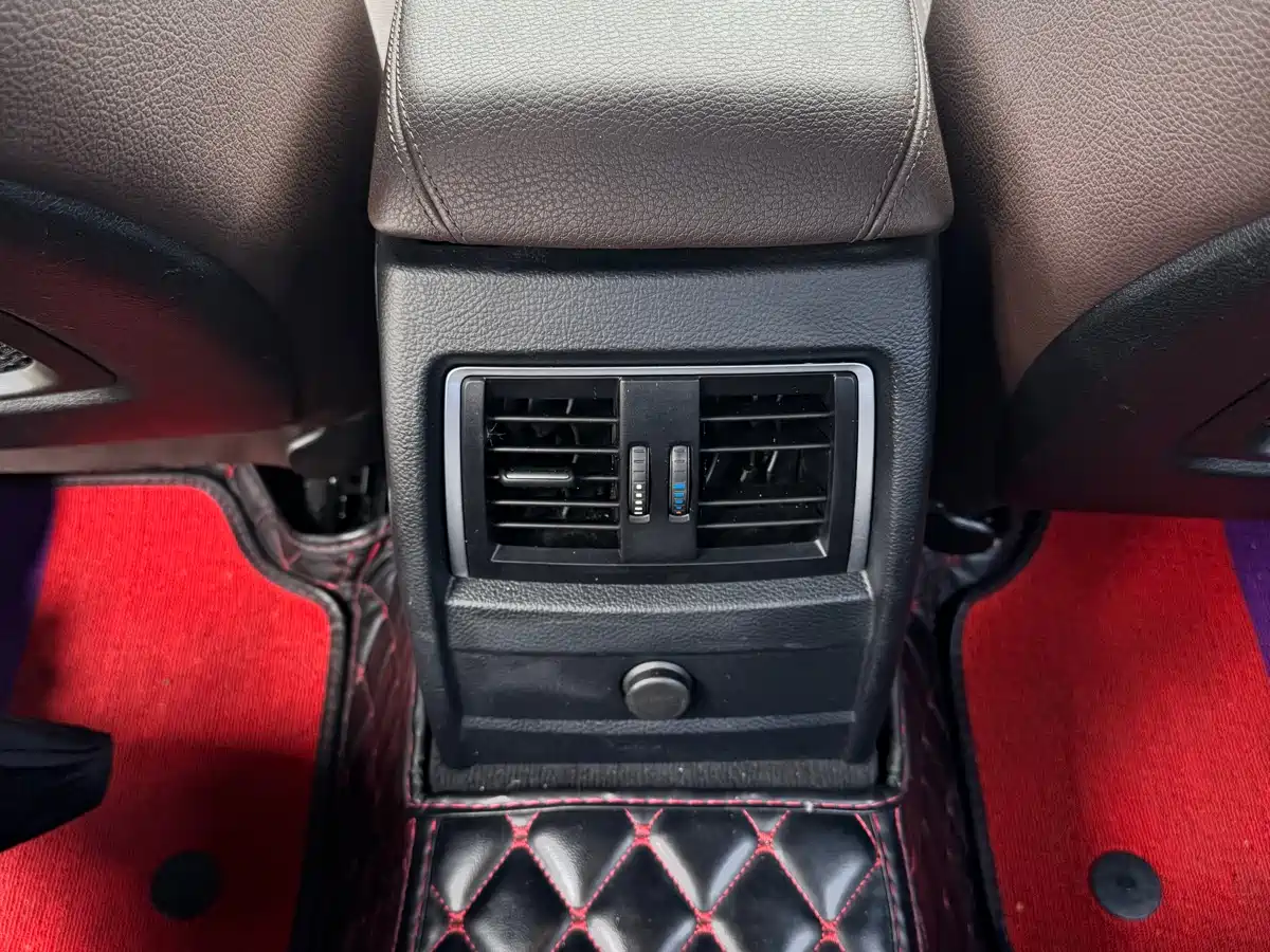 BMW 3 Series 2019 320i M Sport Package фото 8