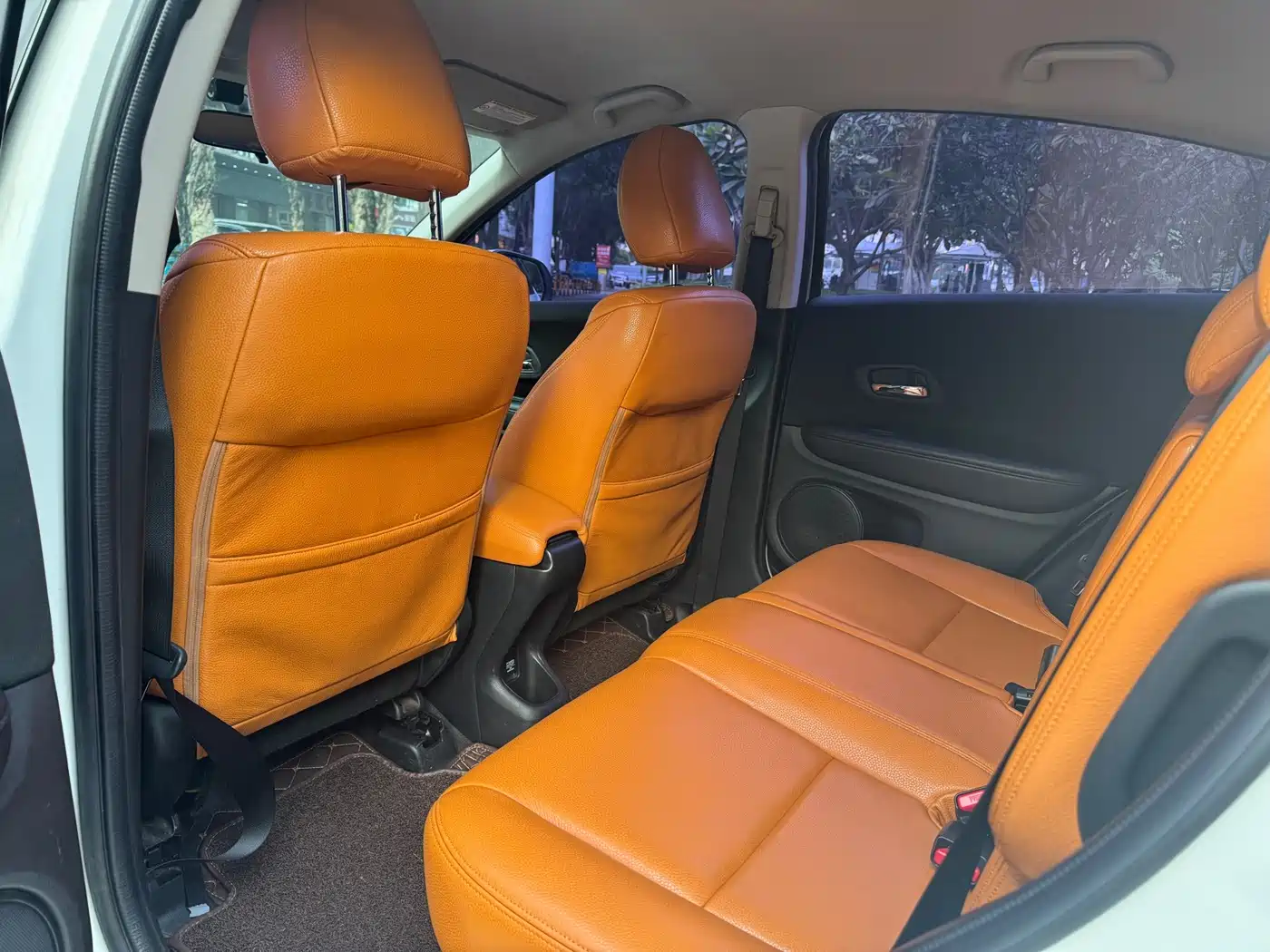 Honda Vezel 2015 2015 1.8L CVT FWD Elite