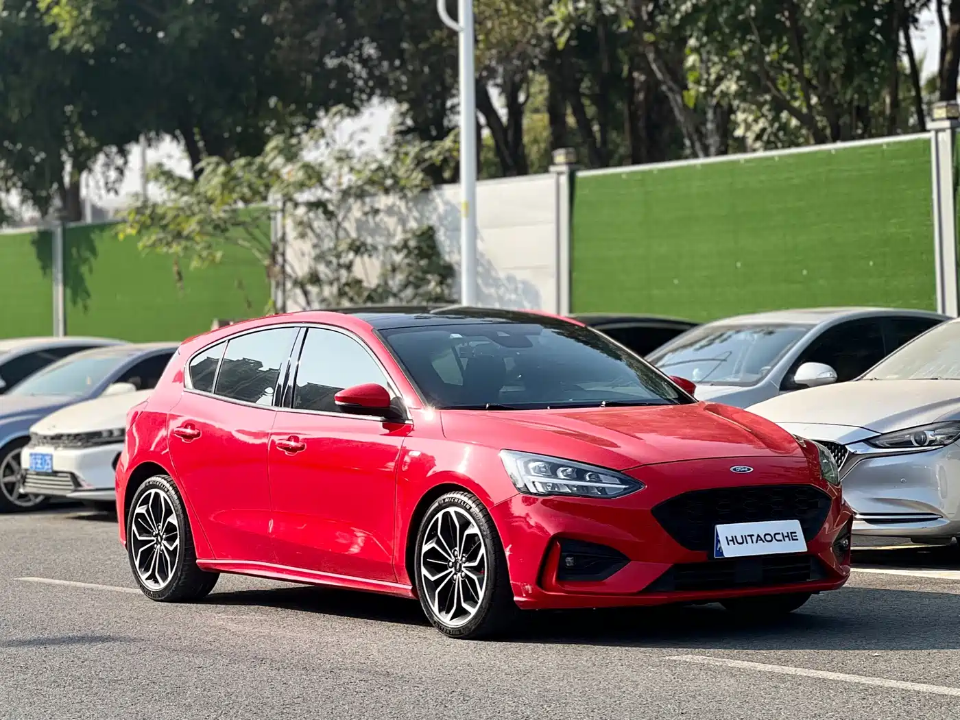 Фото 3 - Ford Focus